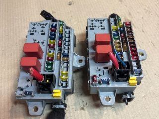 bontott PEUGEOT BOXER Biztosítéktábla Utastér