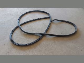 bontott PEUGEOT BOXER Csomagtérajtó Gumikéder