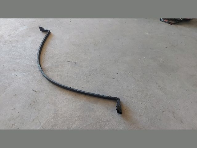 bontott PEUGEOT BOXER Csomagtérajtó Gumikéder