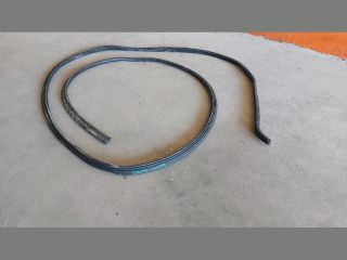 bontott PEUGEOT BOXER Csomagtérajtó Gumikéder