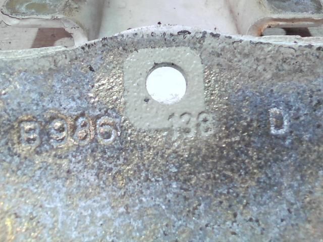 bontott PEUGEOT BOXER Csomagtérajtó Jobb Zsanér