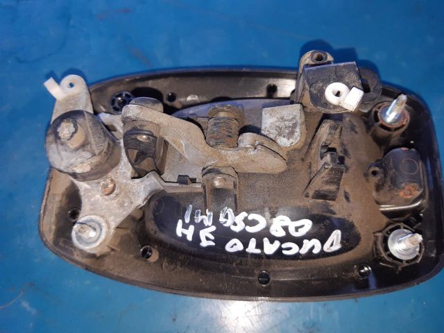 bontott PEUGEOT BOXER Csomagtérajtó Kilincs