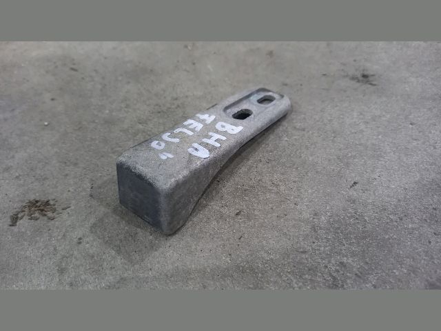 bontott PEUGEOT BOXER Csomagtérajtó Ütköző