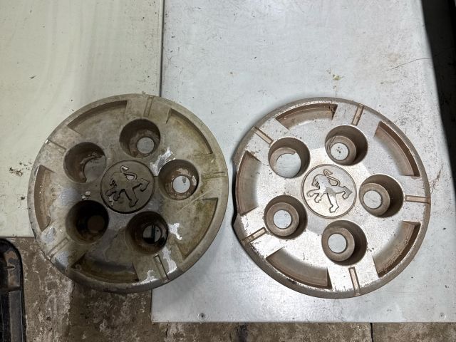 bontott PEUGEOT BOXER Dísztárcsa Pár