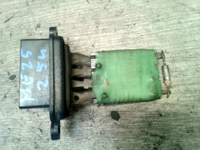 bontott PEUGEOT BOXER Előtét Ellenállás Fűtőmotor