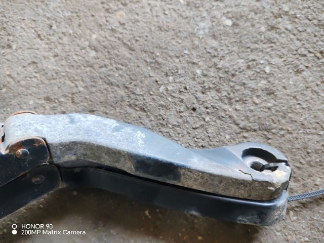 bontott PEUGEOT BOXER Első Ablaktörlő Kar