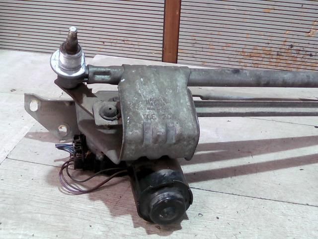 bontott PEUGEOT BOXER Első Ablaktörlő Szerkezet Motorral