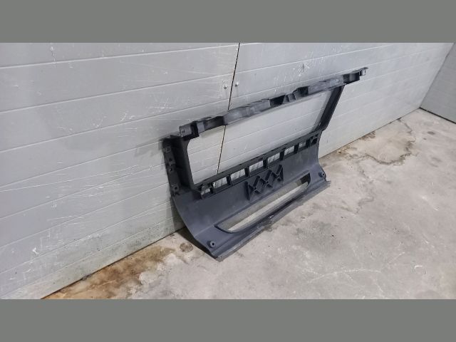 bontott PEUGEOT BOXER Első Lökhárító Alsó (Műanyag)