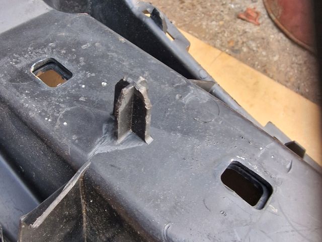 bontott PEUGEOT BOXER Első Lökhárító Merevítő (Fém)