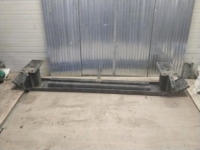 bontott PEUGEOT BOXER Első Lökhárító Merevítő (Fém)