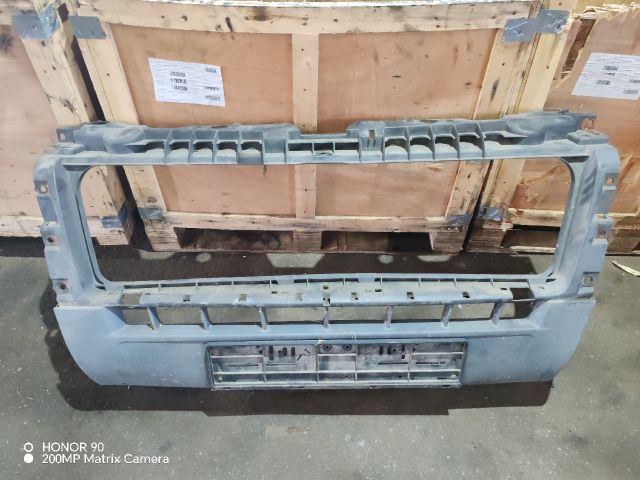 bontott PEUGEOT BOXER Első Lökhárító (Üresen)