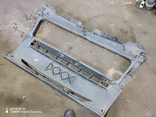 bontott PEUGEOT BOXER Első Lökhárító (Üresen)