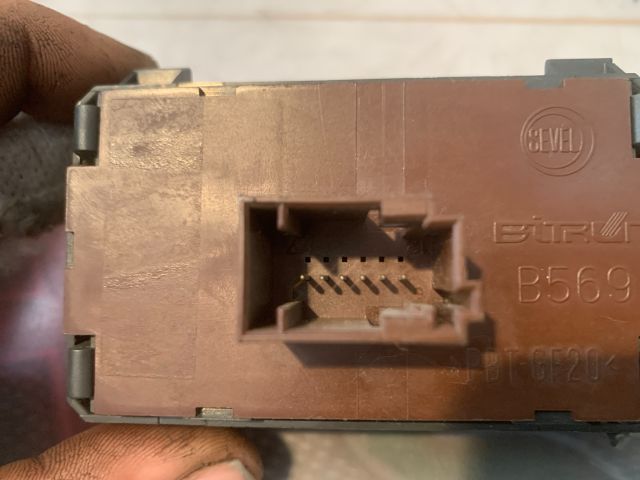 bontott PEUGEOT BOXER Fényszórómagasság Állító Kapcsoló