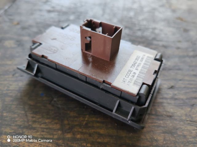 bontott PEUGEOT BOXER Fényszórómagasság Állító Kapcsoló