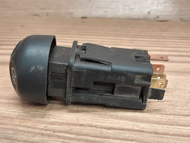 bontott PEUGEOT BOXER Hátsó Ködzárófény Kapcsoló