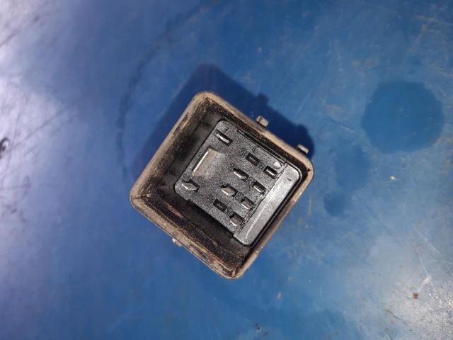 bontott PEUGEOT BOXER Izzító Relé