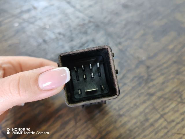 bontott PEUGEOT BOXER Izzító Relé