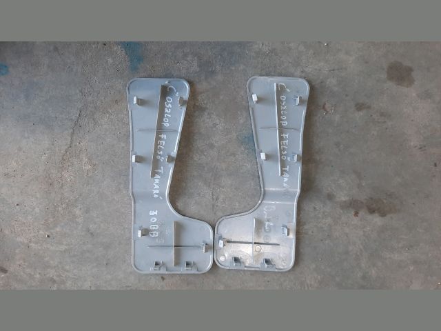 bontott PEUGEOT BOXER Jobb C Oszlop Burkolat