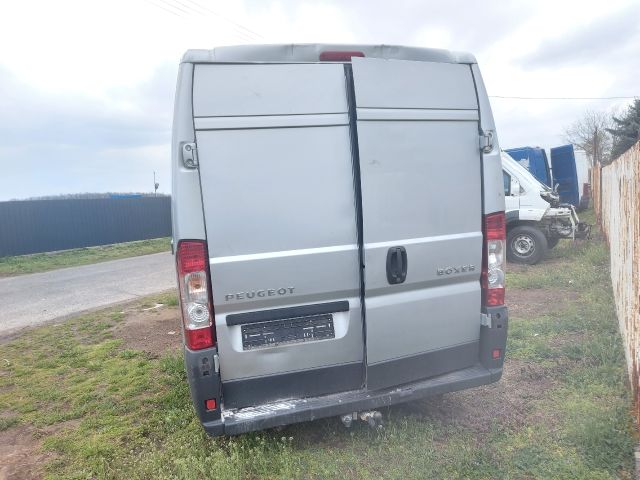 bontott PEUGEOT BOXER Jobb Csomagtérajtó (Részeivel)