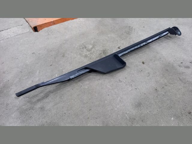 bontott PEUGEOT BOXER Jobb első Ablak Sín