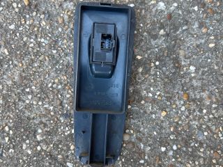 bontott PEUGEOT BOXER Jobb első Ablakemelő Kapcsoló
