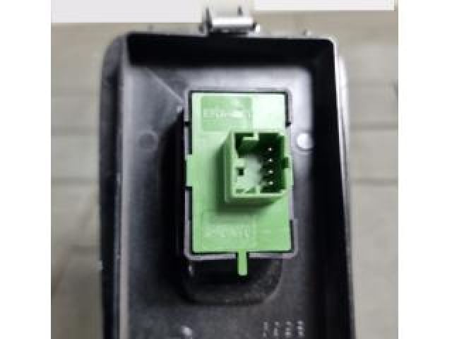 bontott PEUGEOT BOXER Jobb első Ablakemelő Kapcsoló