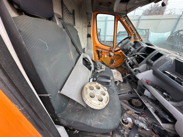 bontott PEUGEOT BOXER Jobb első Ablakemelő Motor