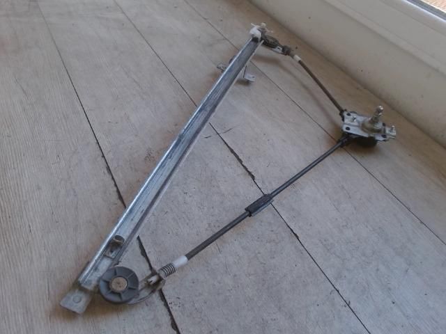 bontott PEUGEOT BOXER Jobb első Ablakemelő Szerkezet (Mechanikus)