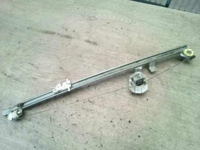 bontott PEUGEOT BOXER Jobb első Ablakemelő Szerkezet (Mechanikus)