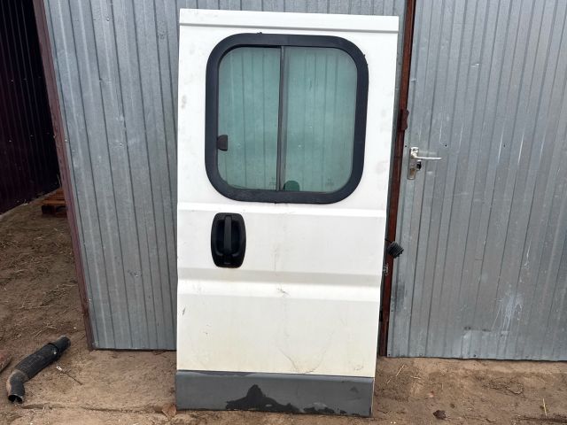bontott PEUGEOT BOXER Jobb első Ajtó (Részeivel)