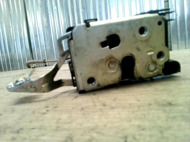 bontott PEUGEOT BOXER Jobb első Ajtózár