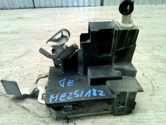 bontott PEUGEOT BOXER Jobb első Ajtózár