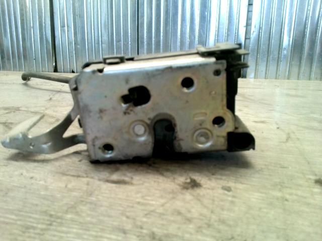 bontott PEUGEOT BOXER Jobb első Ajtózár