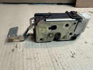 bontott PEUGEOT BOXER Jobb első Ajtózár