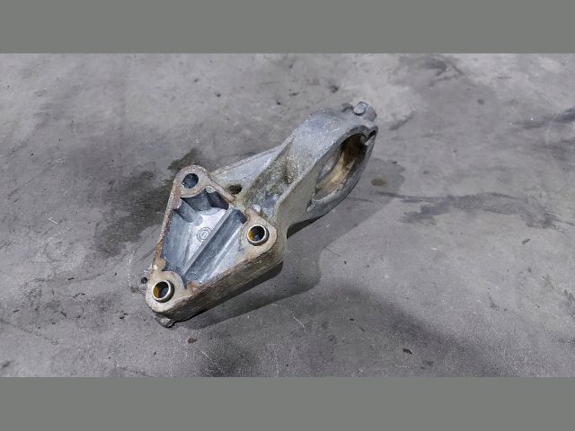 bontott PEUGEOT BOXER Jobb első Féltengely Tartó