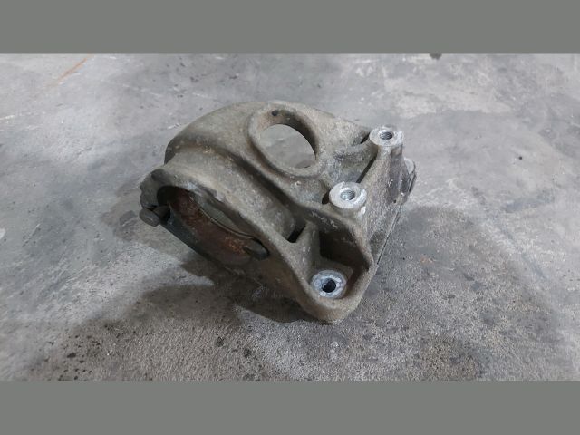 bontott PEUGEOT BOXER Jobb első Féltengely Tartó