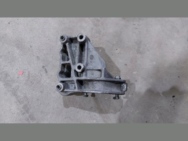 bontott PEUGEOT BOXER Jobb első Féltengely Tartó