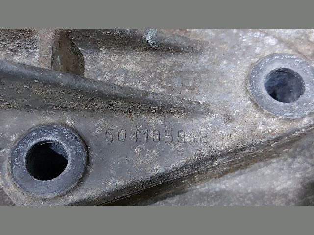 bontott PEUGEOT BOXER Jobb első Féltengely Tartó