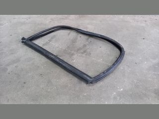 bontott PEUGEOT BOXER Jobb első Gumikéder