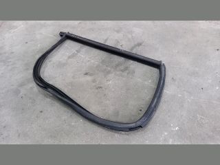 bontott PEUGEOT BOXER Jobb első Gumikéder