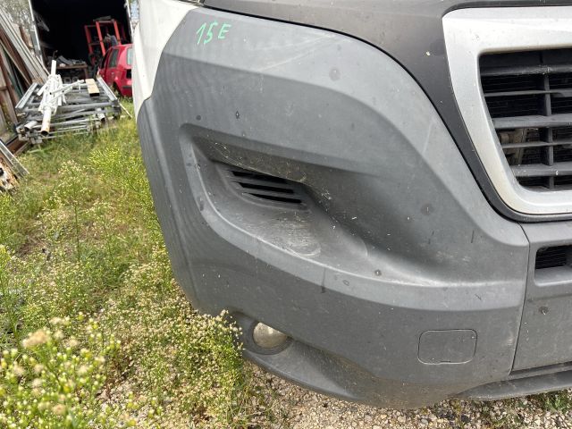 bontott PEUGEOT BOXER Jobb első Lökhárító Sarok