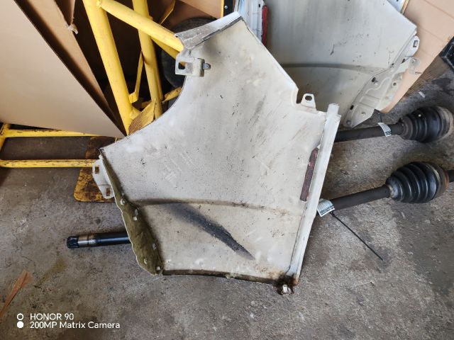 bontott PEUGEOT BOXER Jobb első Sárvédő