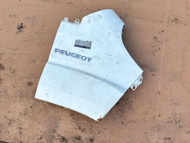 bontott PEUGEOT BOXER Jobb első Sárvédő