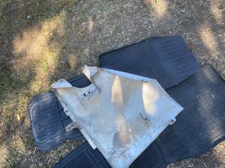 bontott PEUGEOT BOXER Jobb első Sárvédő