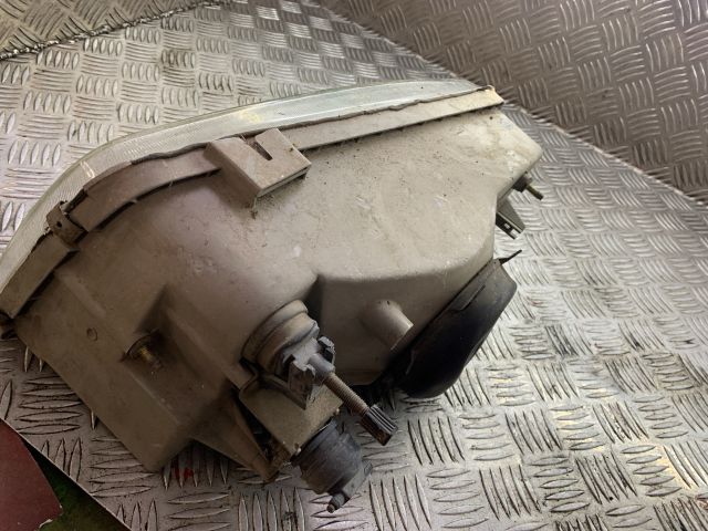 bontott PEUGEOT BOXER Jobb Fényszóró