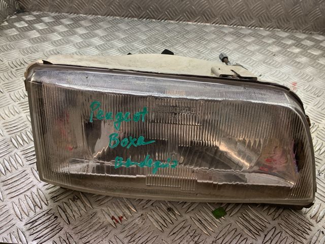 bontott PEUGEOT BOXER Jobb Fényszóró