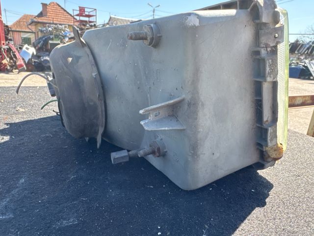 bontott PEUGEOT BOXER Jobb Fényszóró