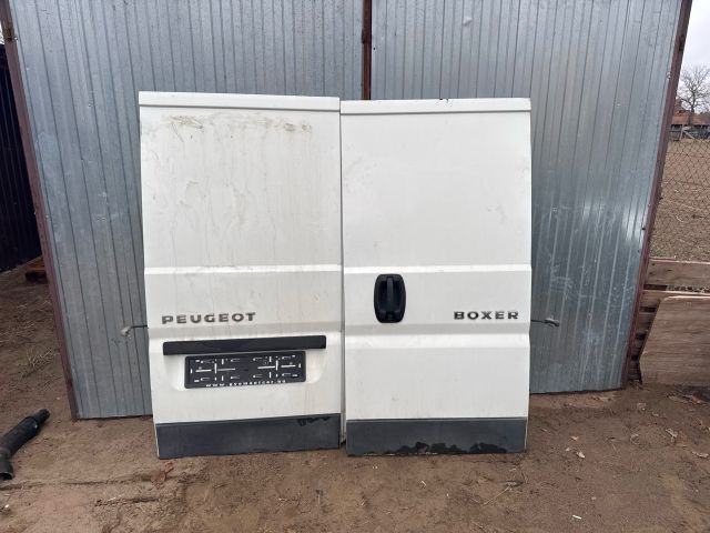 bontott PEUGEOT BOXER Jobb hátsó Ajtó (Részeivel)