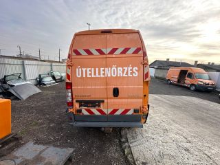 bontott PEUGEOT BOXER Jobb hátsó Ajtózár