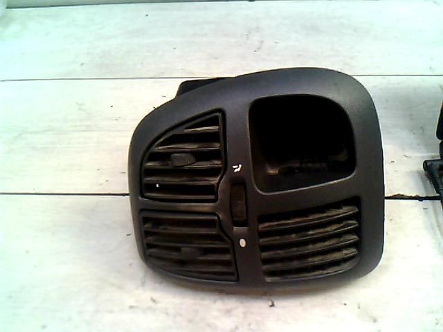 bontott PEUGEOT BOXER Jobb Szellőző